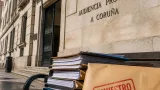 A Coruña: la Audiencia juzgará a dos exagentes por una presunta trama de estafas a aseguradoras