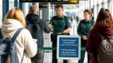 El Gobierno aplica controles aleatorios a pasajeros procedentes de Italia en el aeropuerto de Sevilla
