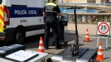 Gijón refuerza el control de patinetes eléctricos con un dinamómetro para certificar los 25 km/h