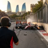 Norris exige suspensión para Colapinto tras el choque que eliminó a tres pilotos en Bakú