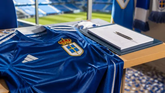 Oviedo refuerza su ataque con la incorporación de Carlos Fernández