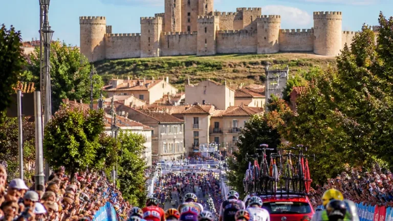 Burgos recibe la Vuelta con triunfo de Matthew Brennan y un final en el Castillo