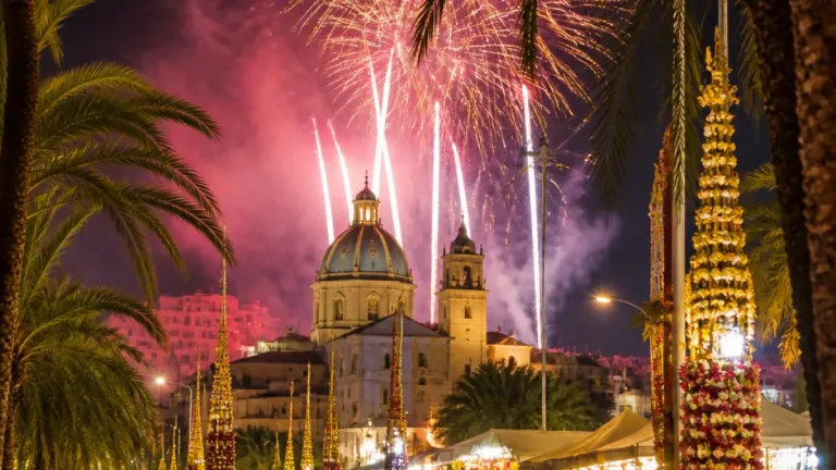 Elche se prepara para nueve días de música, pólvora y tradición en las Fiestas de Agosto 2026